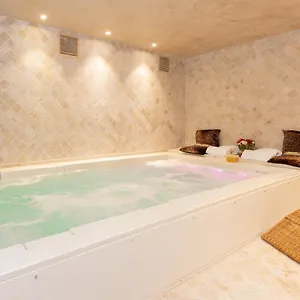 Szálloda Adler Cavalieri Hotel-private & Gym Firenze